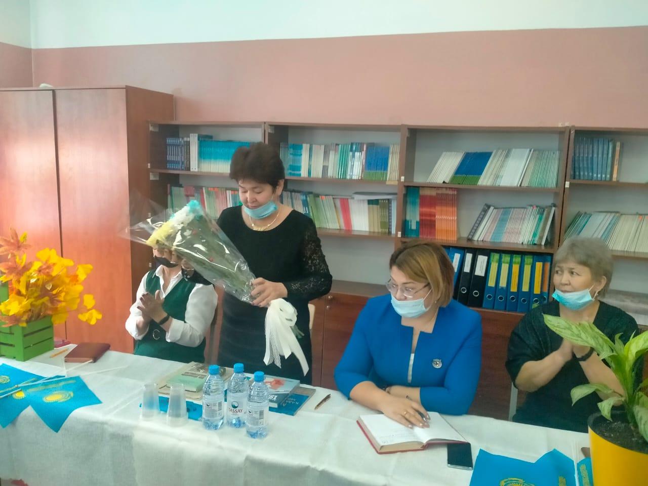 "Тәуелсіздік тарихы" дөңгелек үстел