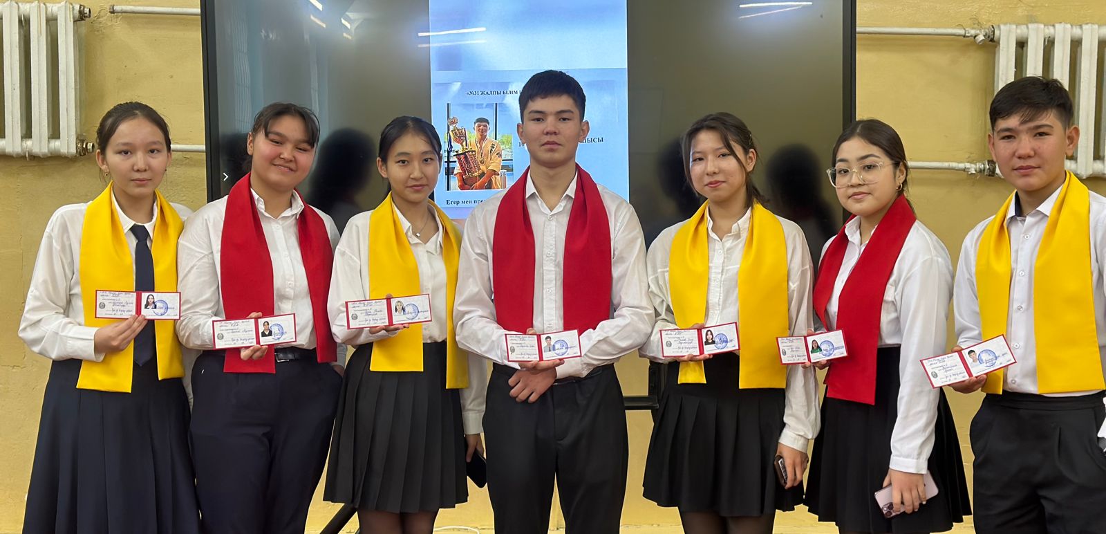 Өзін -өзі басқару ұйымы\ Школьное самоуправление